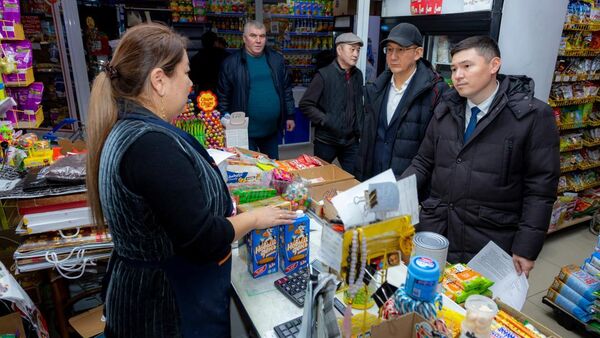 В Казахстане сохраняется стабильность цен на социально значимые товары на уровне прошлого года - Sputnik Казахстан