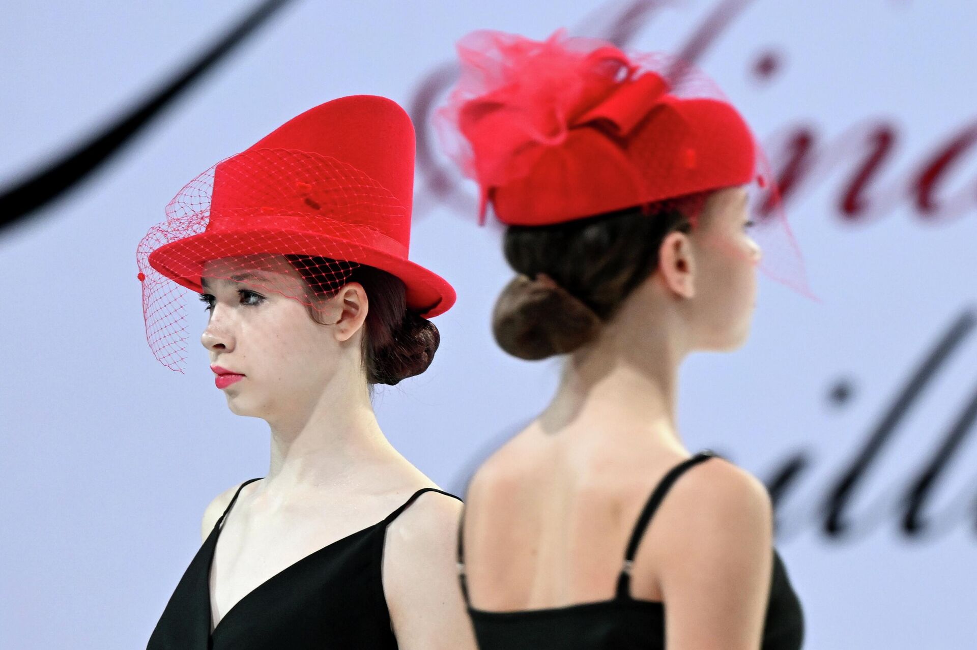 Шляпы - Sputnik Казахстан, 1920, 14.01.2026