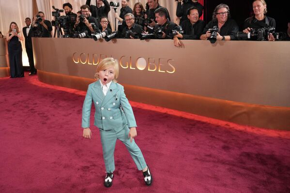 Дюк МакКлауд прибывает на 83-ю церемонию вручения премии "Золотой глобус". - Sputnik Казахстан