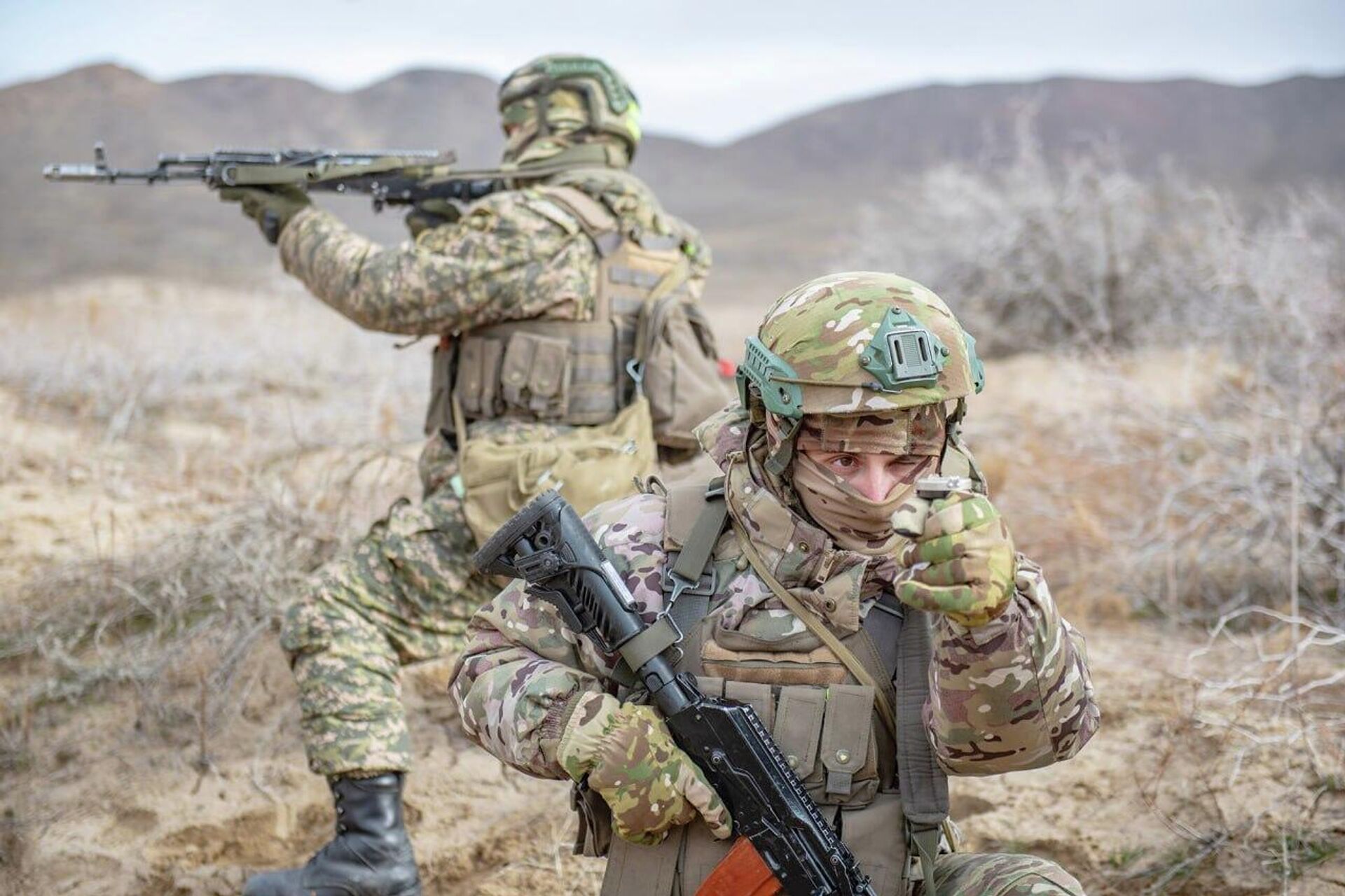 Ориентирование на пересеченной местности с помощью компаса Ориентирование на пересеченной местности с помощью компаса - Sputnik Казахстан, 1920, 15.01.2026