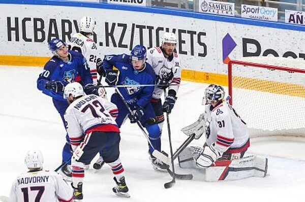 Матч между ХК Барыс и ХК Нефтехимик  - Sputnik Казахстан