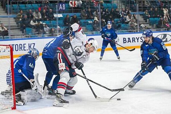 Матч между ХК Барыс и ХК Нефтехимик  - Sputnik Казахстан