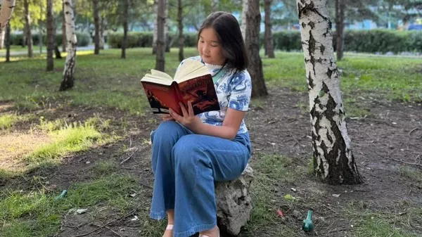 Астанадағы №17 мектеп-гимназиясының 6-сынып оқушысы Алтынай Өтеубаева  - Sputnik Қазақстан