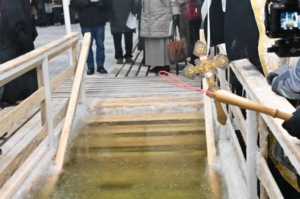 Крещенские купания в Астане - Sputnik Казахстан