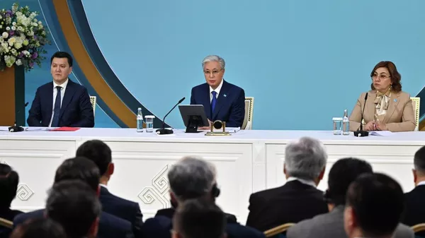 Касым-Жомарт Токаев выступил на Национальном курултае в Кызылорде Касым-Жомарт Токаев выступил на Национальном курултае в Кызылорде - Sputnik Казахстан