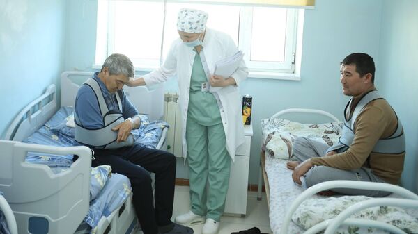 Пострадавшие в ДТП проходят лечение в больнице Бейнеуского района - Sputnik Казахстан