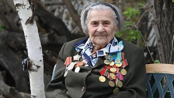 Ветерана ВОВ Анну Котову поздравил акимат Осакаровского района - Sputnik Казахстан