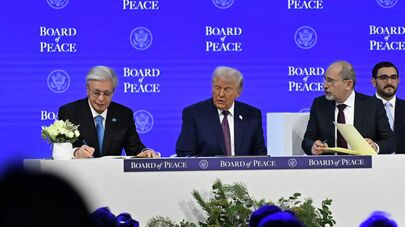 Касым-Жомарт Токаев в Давосе подписал устав "Совета мира" по Газе