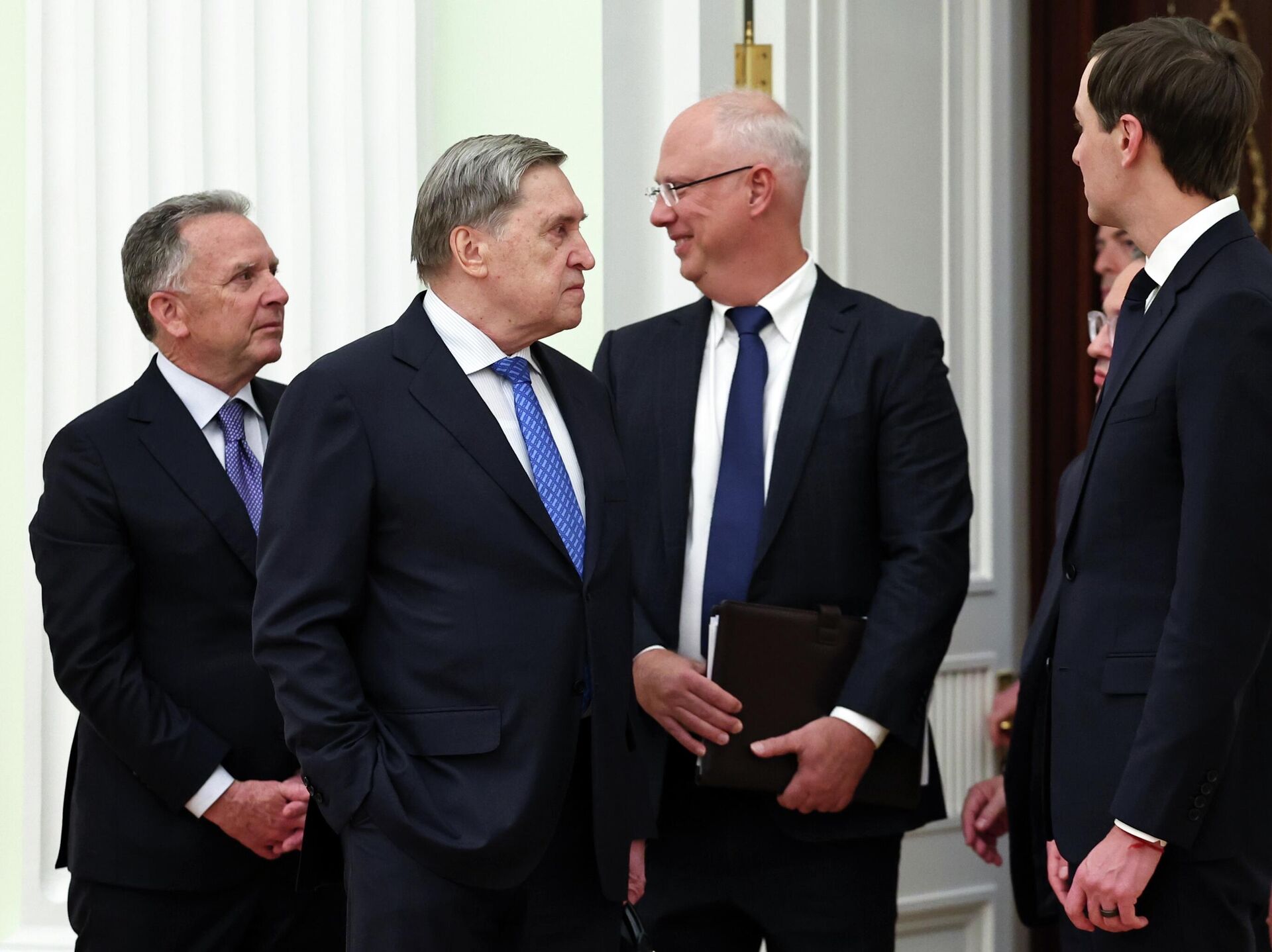 Встреча президента Владимира Путина и спецпосланника президента США Стивена Уиткоффа Встреча президента Владимира Путина и спецпосланника президента США Стивена Уиткоффа - Sputnik Казахстан, 1920, 23.01.2026