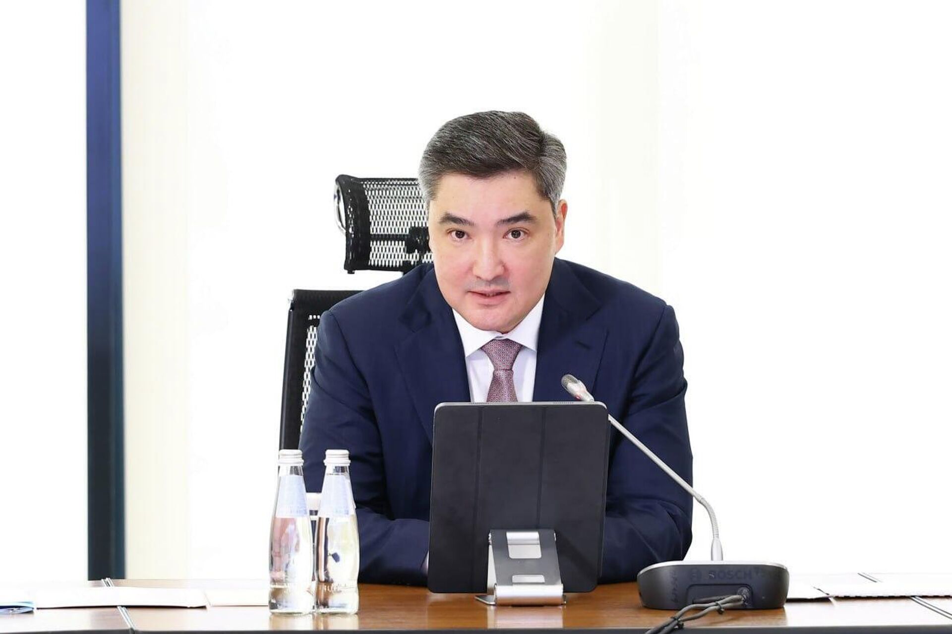 Олжас Бектенов провел совещание по налоговому администрированию  - Sputnik Казахстан, 1920, 23.01.2026