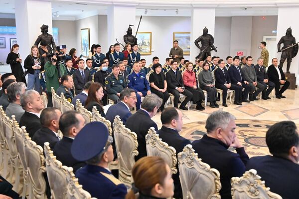 Презентация энциклопедического сборника Алия Молдагулова. Бессмертный подвиг в Астане - Sputnik Казахстан