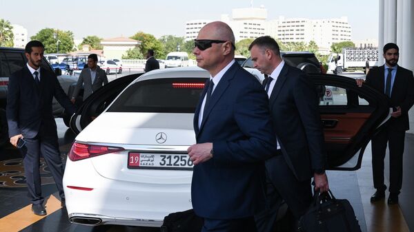 Трехсторонняя встреча делегаций России, США и Украины в Абу-Даби - Sputnik Казахстан