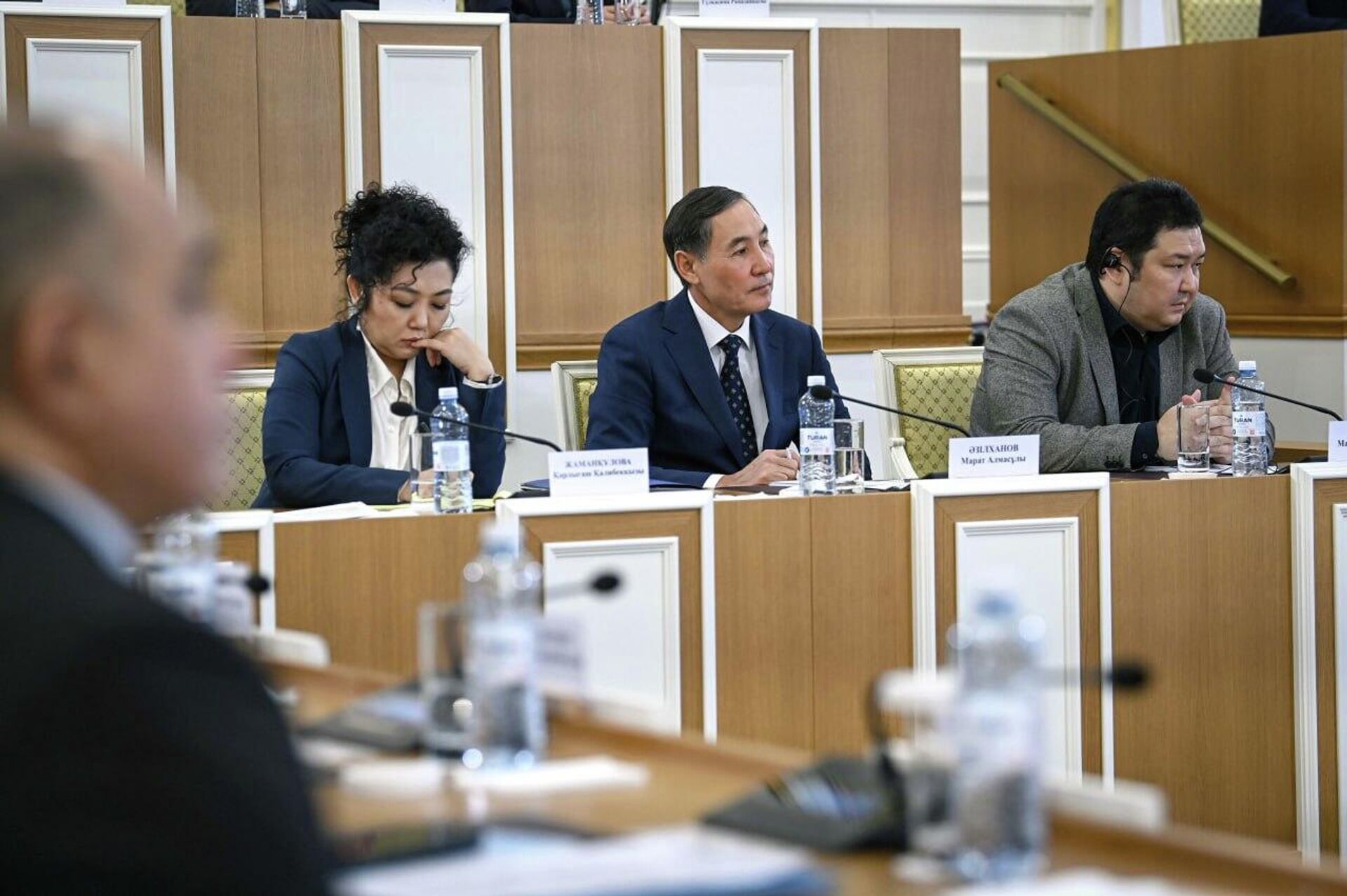 Конституционная комиссия обсуждает сводные предложения по реформе на втором заседании Конституционная комиссия обсуждает сводные предложения по реформе на втором заседании - Sputnik Казахстан, 1920, 26.01.2026