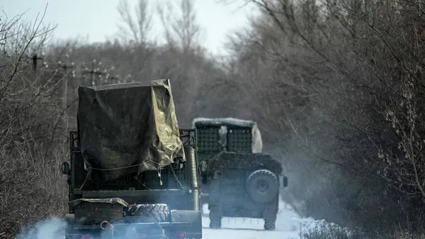 Боевая подготовка  инженерных войск группировки войск Запад в ЛНР - Sputnik Казахстан