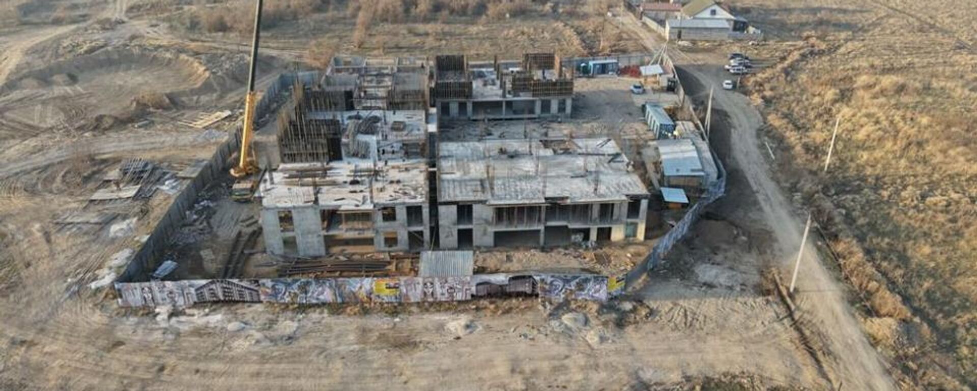 В Алматы приостановлено строительство двух жилых комплексов - Sputnik Казахстан, 1920, 27.01.2026