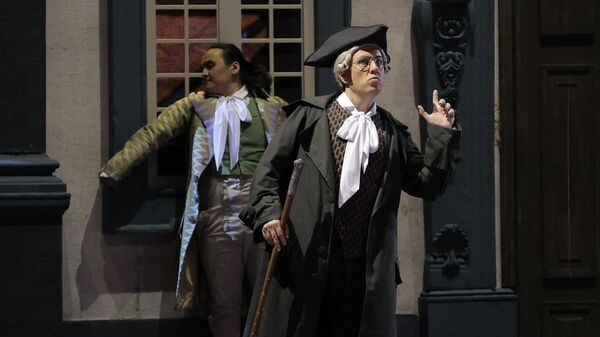 Комедия Севильский цирюльник на сцене Астана Опера - Sputnik Казахстан