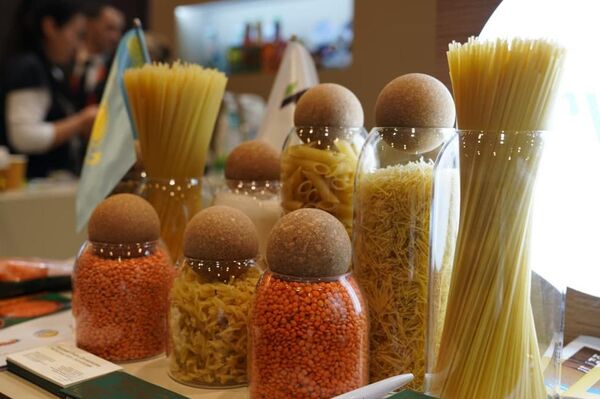 Казахстан впервые представил Национальный павильон на международной выставке Gulfood 2026 Казахстан впервые представил Национальный павильон на международной выставке Gulfood 2026 - Sputnik Казахстан