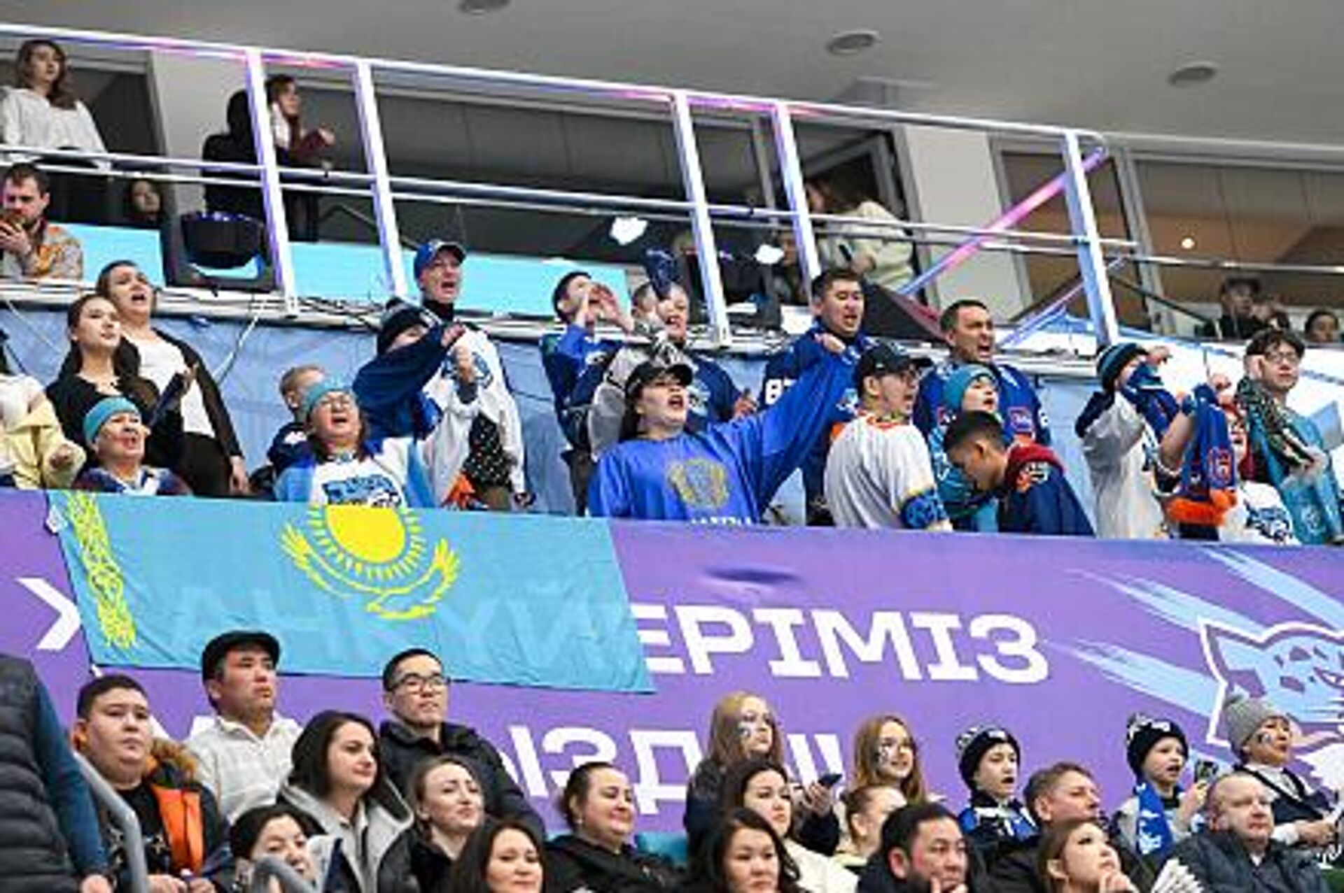 Матч между ХК Барыс и ХК Адмирал - Sputnik Казахстан, 1920, 29.01.2026