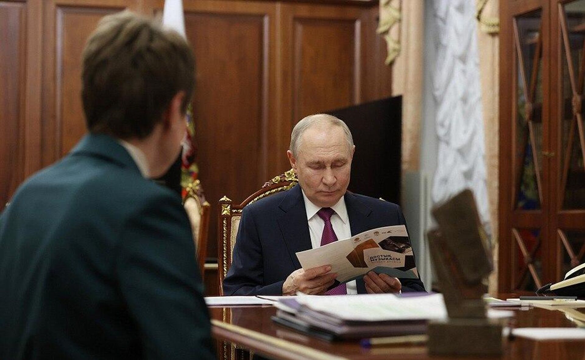 Президент России Владимир Путин принял руководителя фонда Талант и успех Елену Шмелеву - Sputnik Казахстан, 1920, 29.01.2026