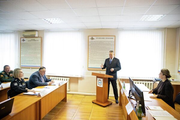 Статс-секретарь – замминистра обороны РФ Анна Цивилева проверила организацию предоставления мер соцподдержки военнослужащим ЮВО - Sputnik Казахстан