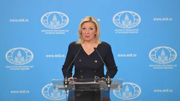 Мария Захарованың апта сайынғы брифингі – тікелей трансляция - Sputnik Қазақстан