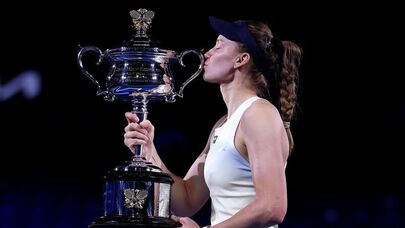 Елена Рыбакина