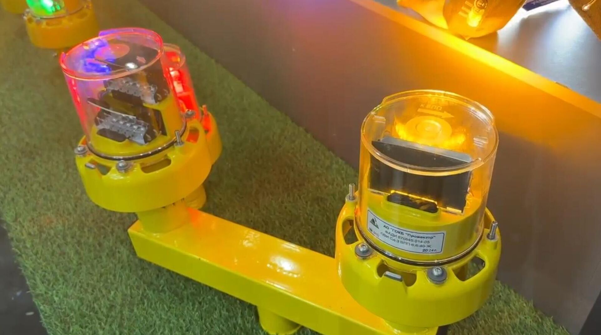 Светосигнальное оборудование для аэродромов - Sputnik Казахстан, 1920, 05.02.2026