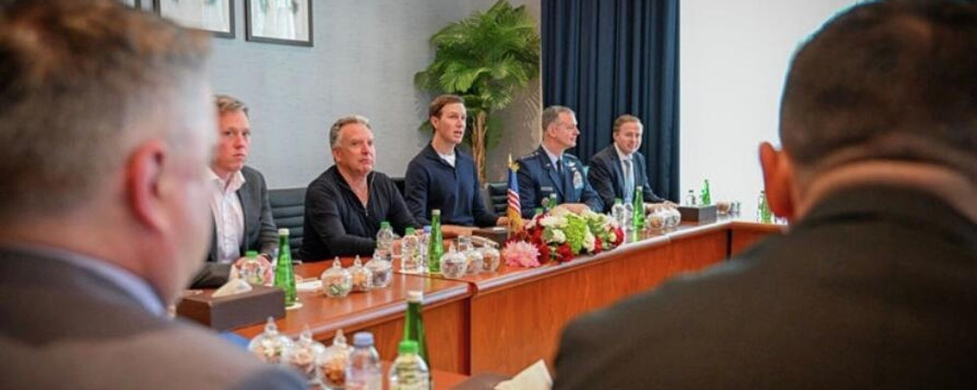 Переговоры представителей РФ, США и Украины в Абу-Даби - Sputnik Қазақстан, 1920, 05.02.2026