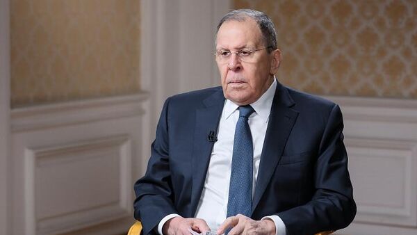 Россия не помогает Ирану с разведданными, заявил Лавров