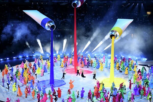 Церемония открытия XXV зимних Олимпийских игр на стадионе Сан-Сиро в Милане - Sputnik Казахстан