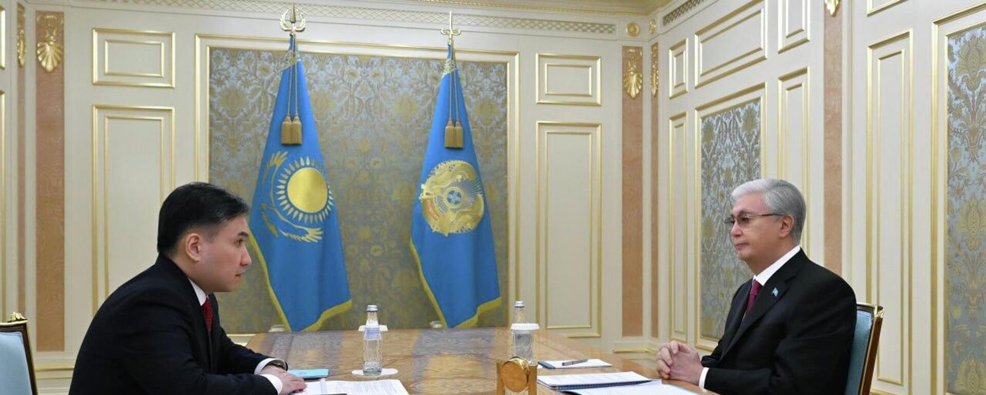 Министра труда и соцзащиты населения Казахстана Аскарбека Ертаева принял Касым-Жомарт Токаев  - Sputnik Қазақстан, 1920, 09.02.2026