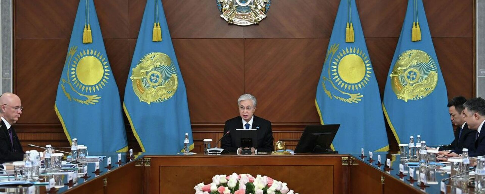Касым-Жомарт Токаев провел расширенное заседание правительства - Sputnik Казахстан, 1920, 10.02.2026