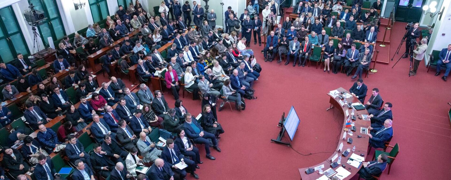 Министр по торговле ЕЭК Андрея Слепнева встретился с руководителями монгольских министерств и ведомств - Sputnik Қазақстан, 1920, 12.02.2026