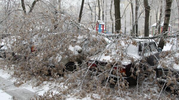 Последствия сильного снегопада, архивное фото - Sputnik Казахстан