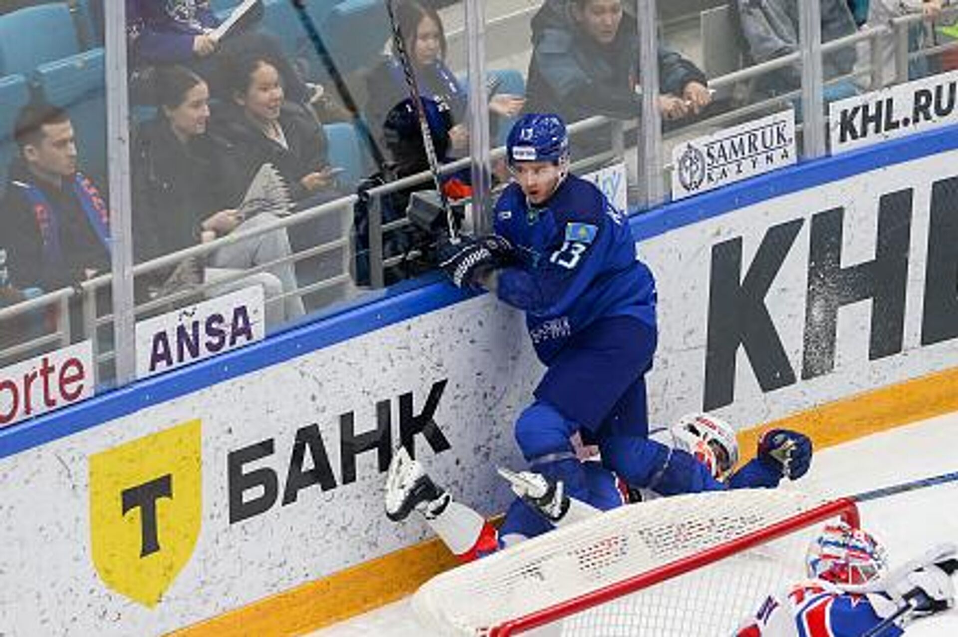 Матч между ХК Барыс и СКА - Sputnik Казахстан, 1920, 13.02.2026