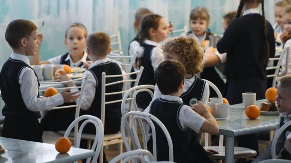 Школьная столовая, архивное фото - Sputnik Казахстан