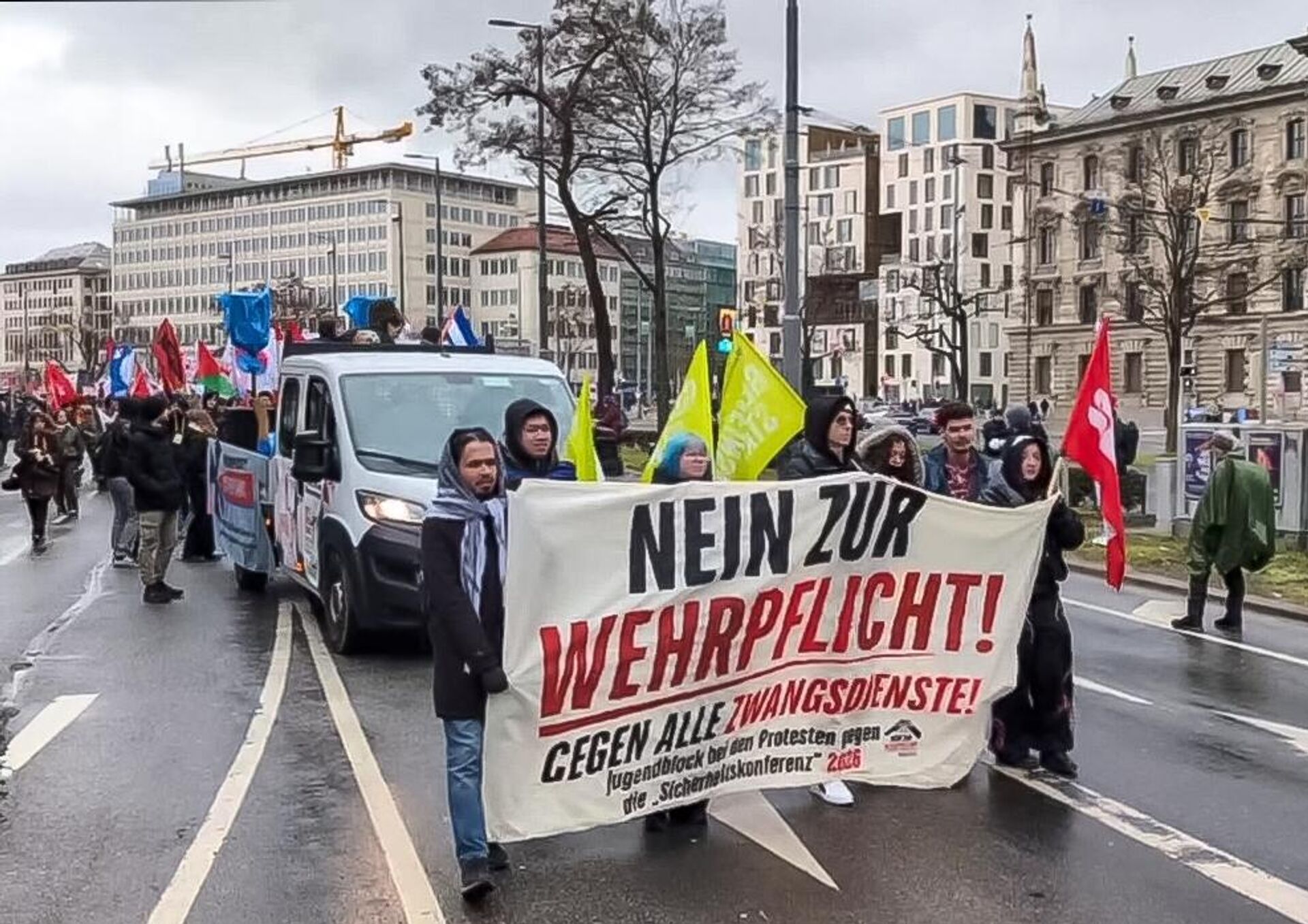 Акция протеста в Мюнхене - Sputnik Казахстан, 1920, 14.02.2026