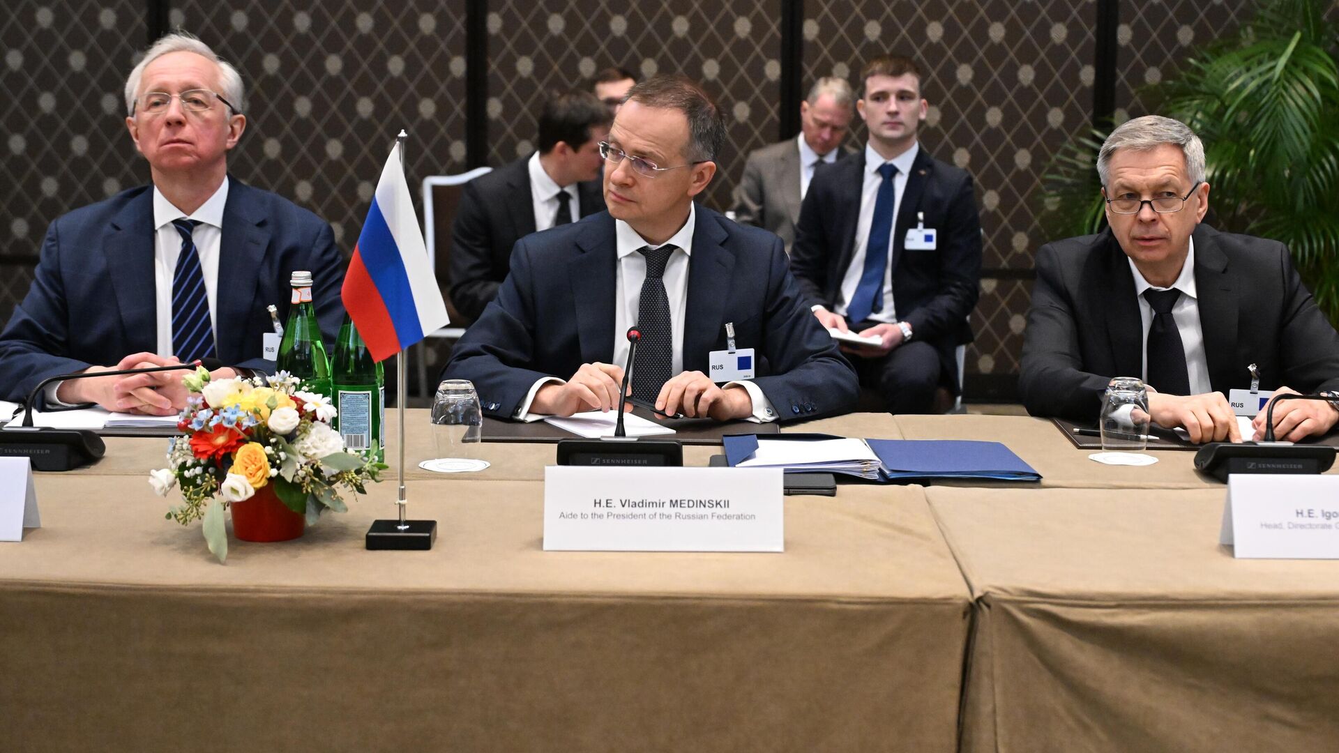 Трехсторонние переговоры РФ, США и Украины в Женеве Трехсторонние переговоры РФ, США и Украины в Женеве - Sputnik Казахстан, 1920, 18.02.2026