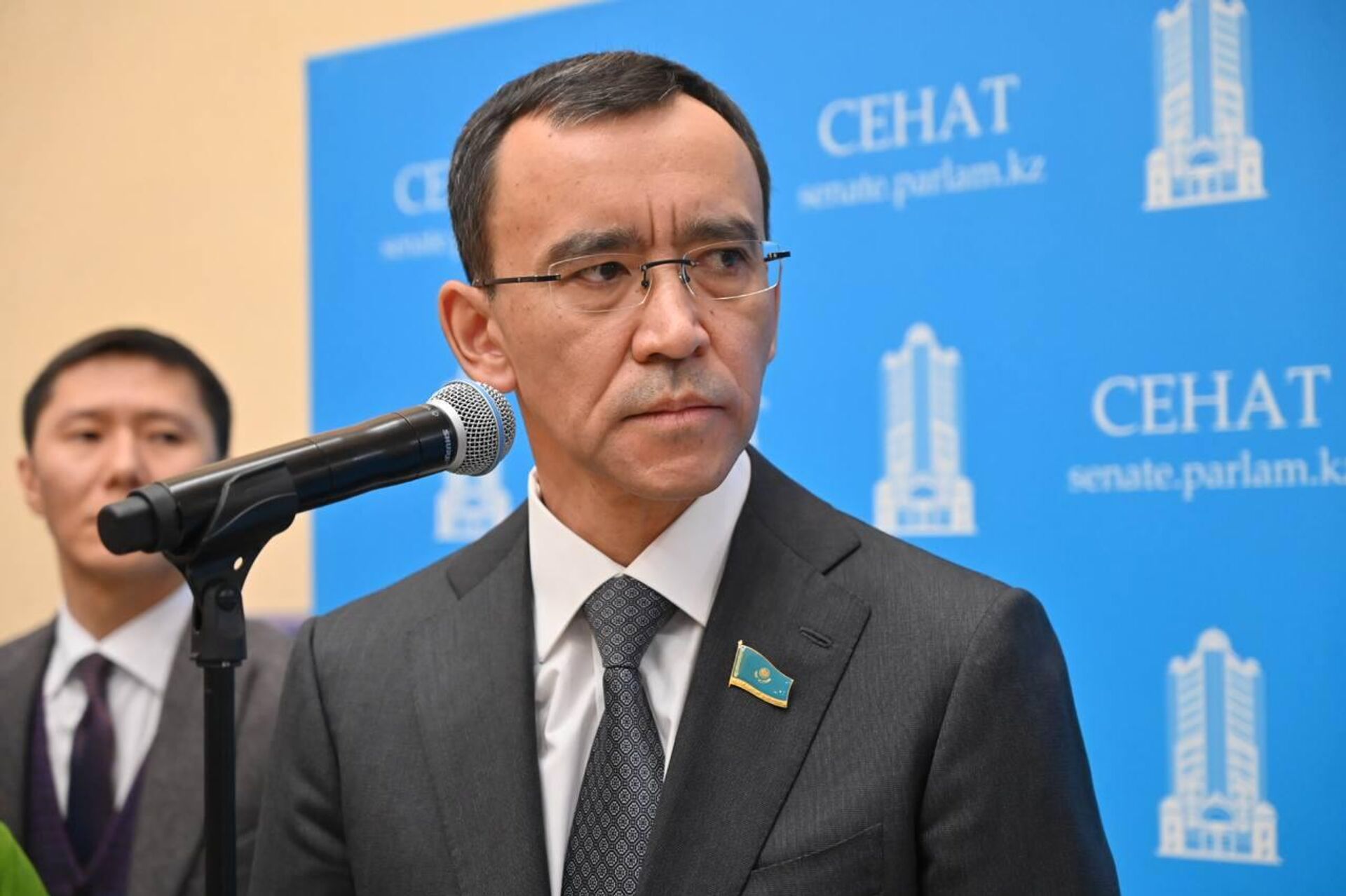 Спикер сената Казахстана Маулен Ашимбаев - Sputnik Казахстан, 1920, 19.02.2026