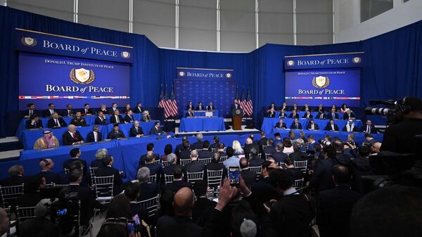 Касым-Жомарт Токаев принимает участие в инаугурационном заседании Совета мира в Вашингтоне - Sputnik Казахстан