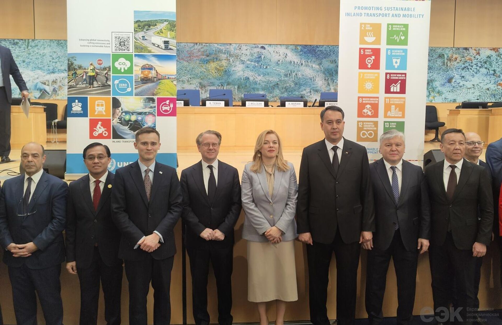 88-я сессия Комитета по внутреннему транспорту Европейской экономической комиссии ООН - Sputnik Казахстан, 1920, 19.02.2026