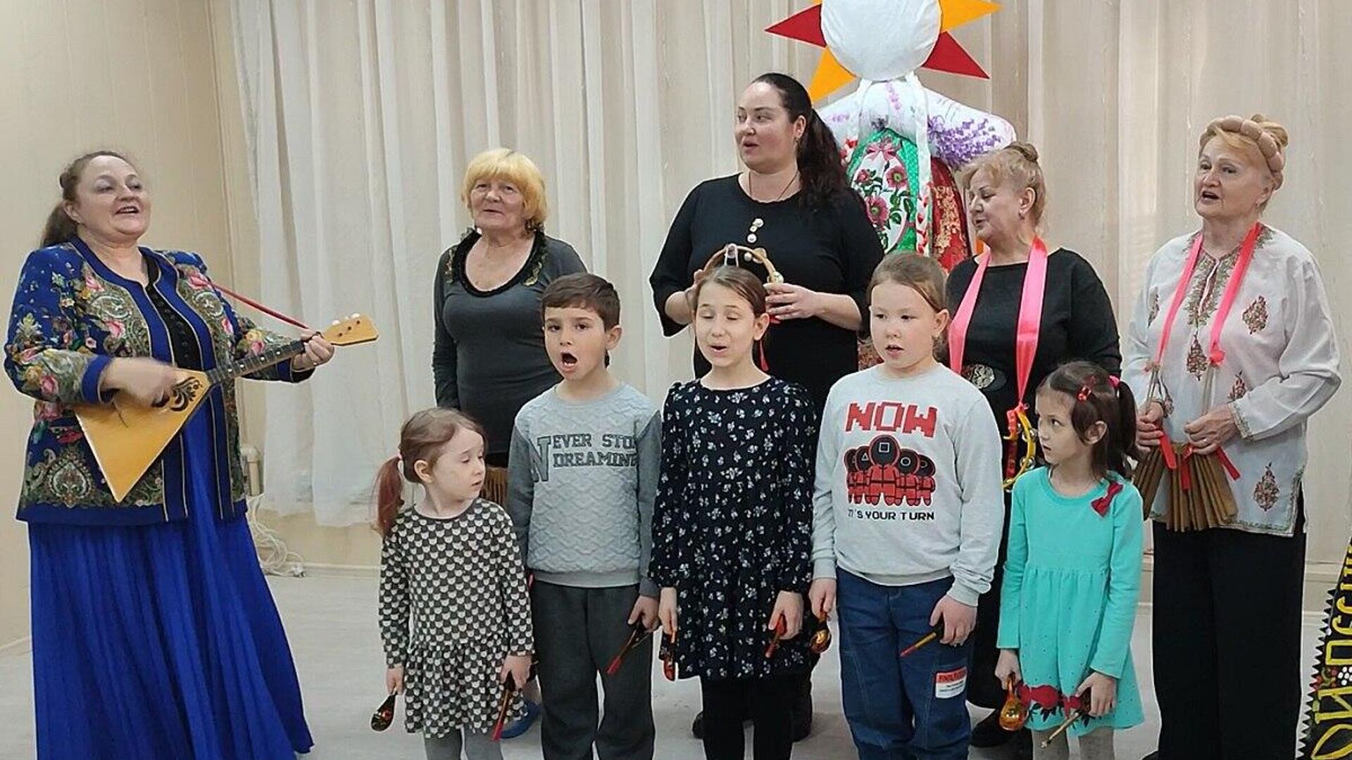 Алматинский Театр народной песни Алматинский Театр народной песни - Sputnik Казахстан, 1920, 20.02.2026