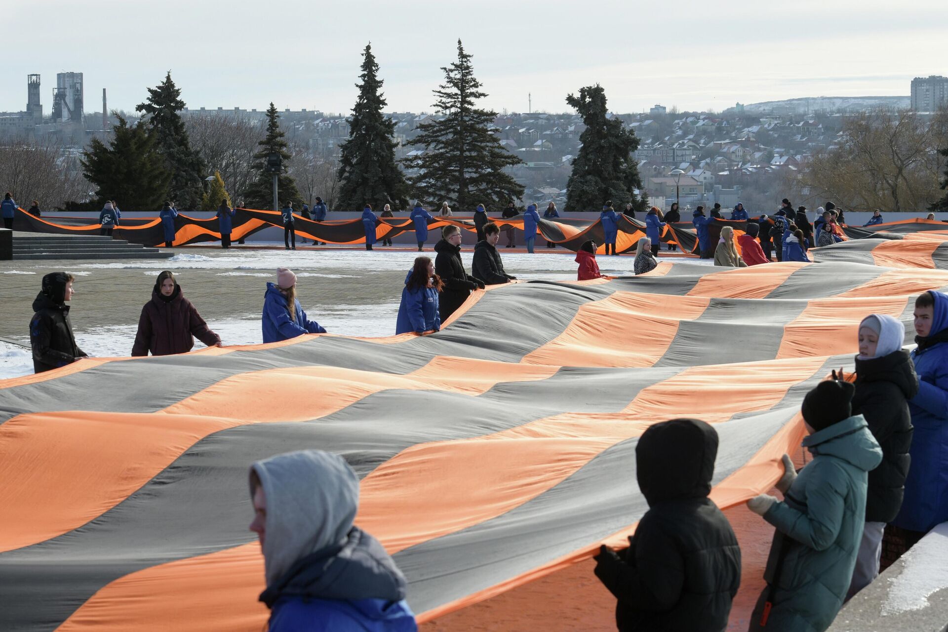 Акция в память защитников Отечества в Донецке - Sputnik Казахстан, 1920, 23.02.2026