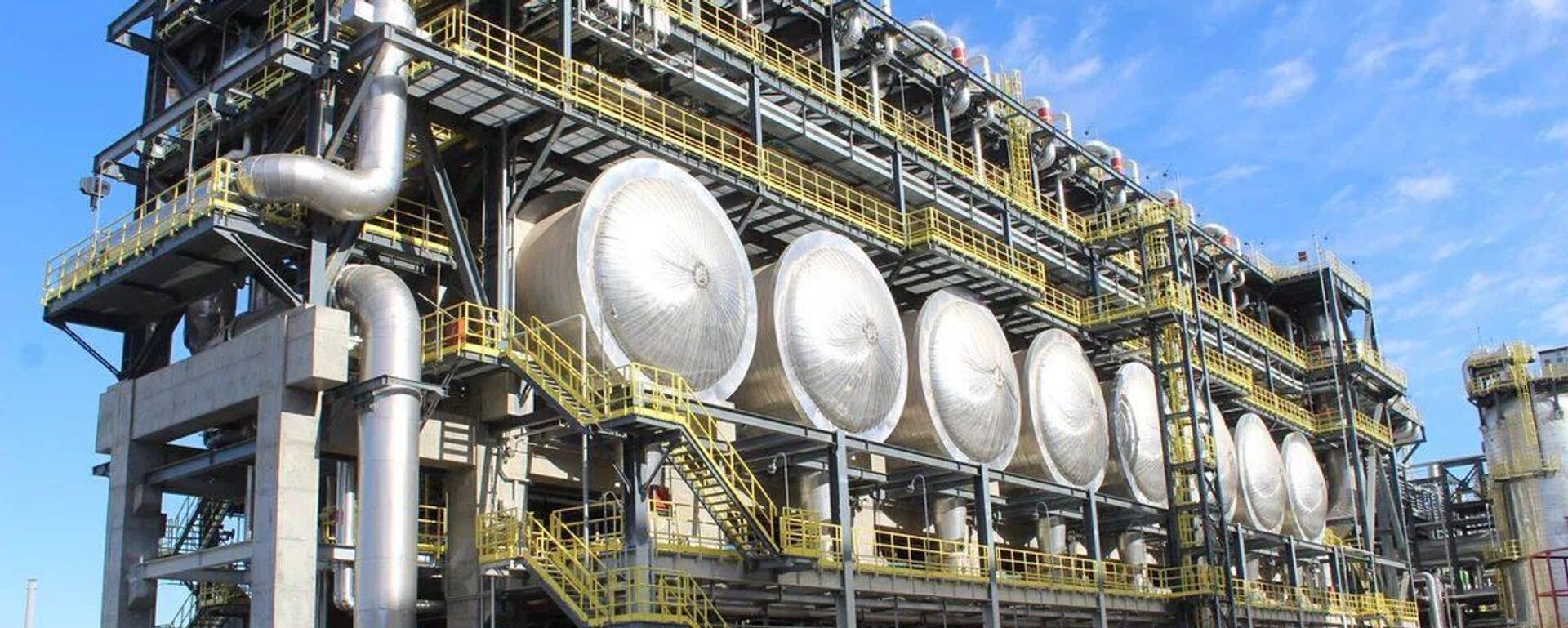 Завод по производству полипропилена ТОО KPI в Атырау Завод по производству полипропилена ТОО KPI в Атырау - Sputnik Казахстан, 1920, 09.06.2026