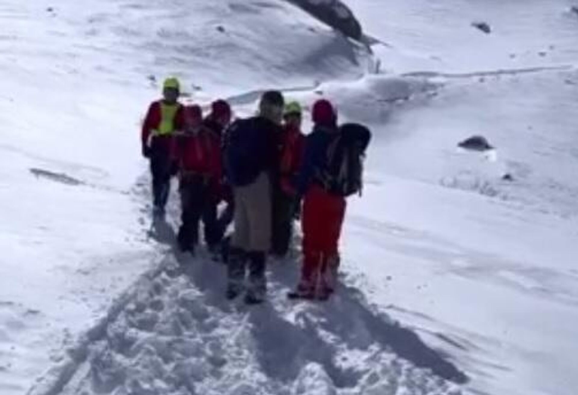 Туристов накрыла лавина в горах Алматы - Sputnik Казахстан, 1920, 23.02.2026