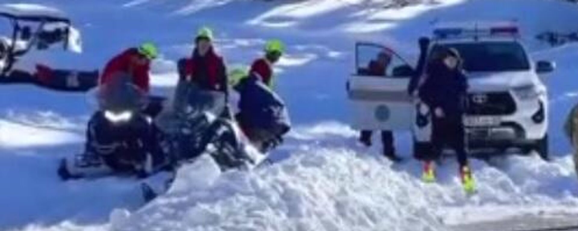 Туристов накрыла лавина в горах Алматы - Sputnik Казахстан, 1920, 23.02.2026