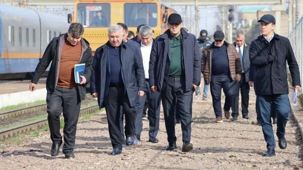 Объединенная делегация Казахстана и Узбекистана совершила рабочую поездку по приграничным железнодорожным объектам - Sputnik Казахстан