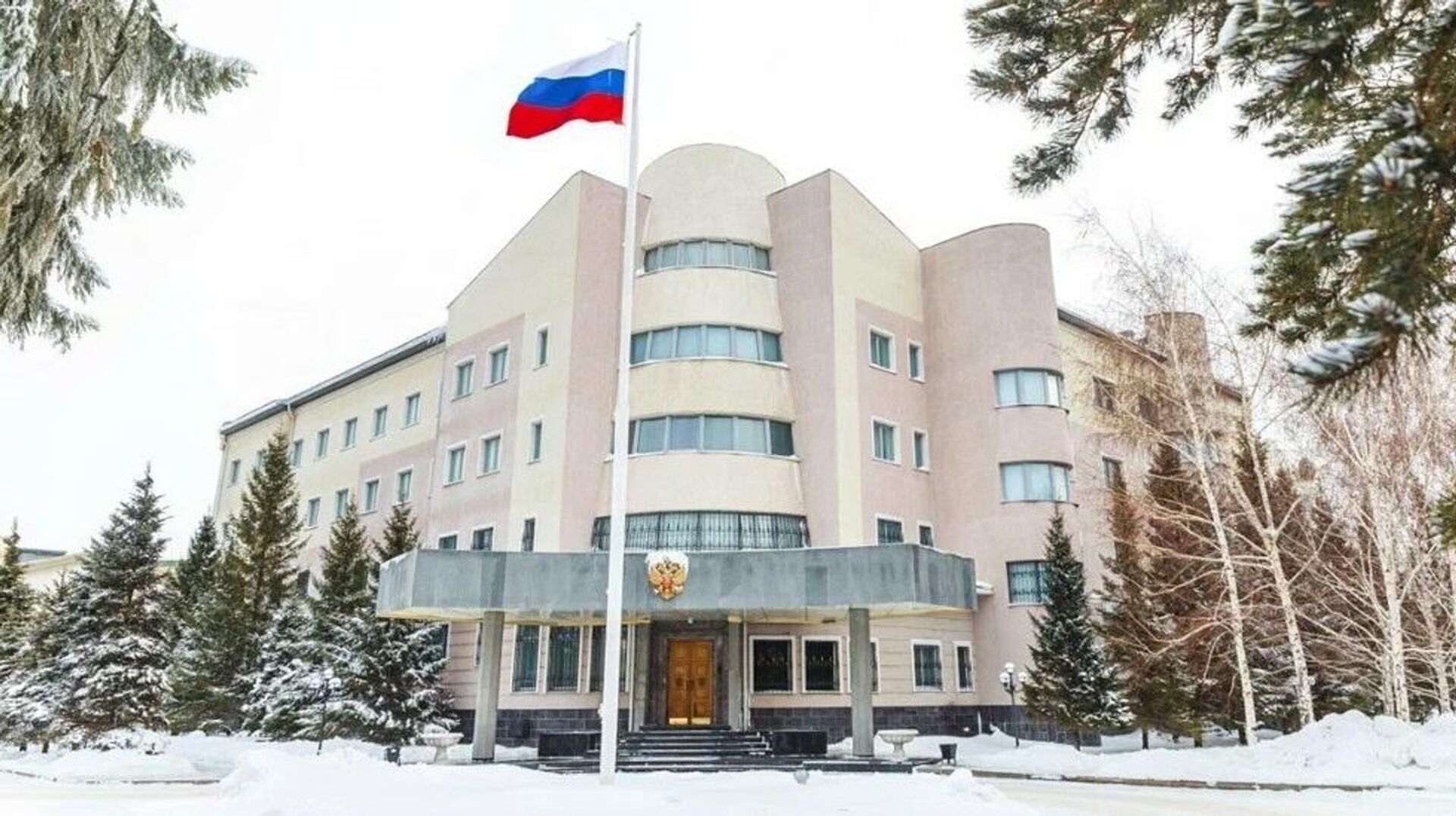 Здание Посольства России в Астане0