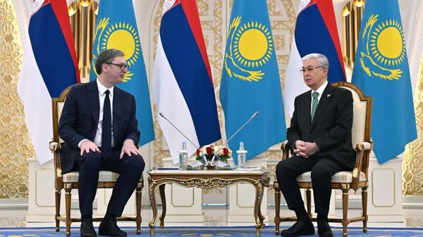 Қазақстан президенті Қасым-Жомарт Тоқаев пен Сербия президенті Александр Вучич - Sputnik Қазақстан