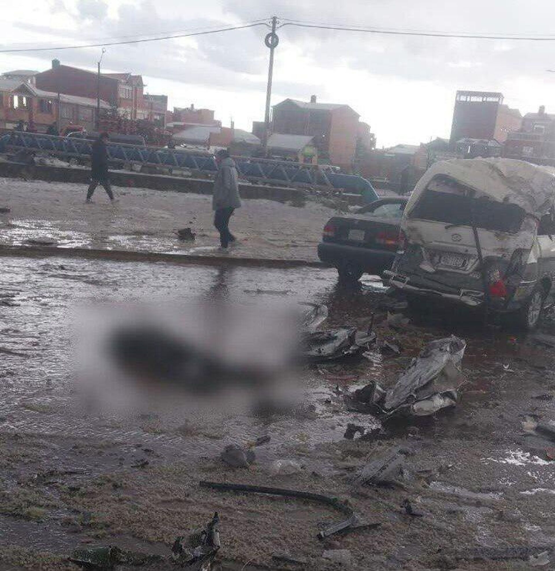 Из-за падения самолета на дорогу в Боливии погибли минимум 15 человек - Sputnik Казахстан, 1920, 28.02.2026